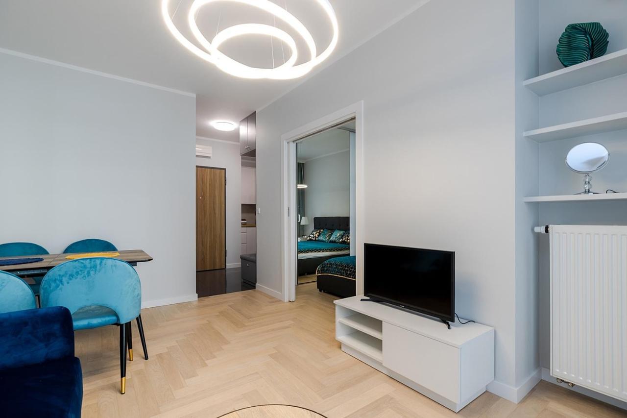 Wola Luxe Apartment Varsó Kültér fotó