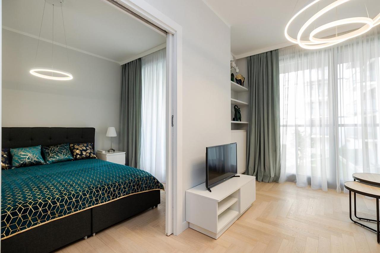 Wola Luxe Apartment Varsó Kültér fotó